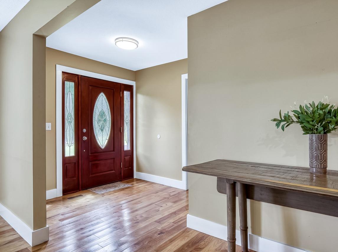 The Majestic - New Listing