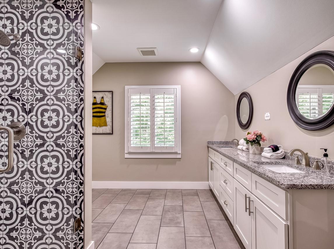 The Majestic - New Listing