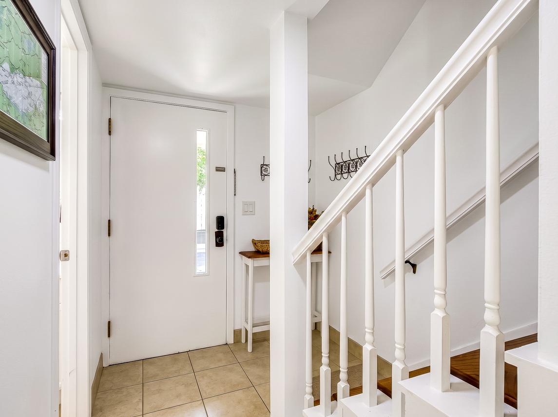 Streamview Condo - New Listing