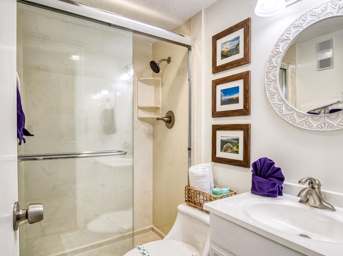 Streamview Condo - New Listing