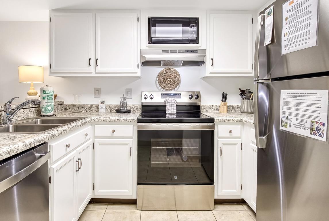 Streamview Condo - New Listing