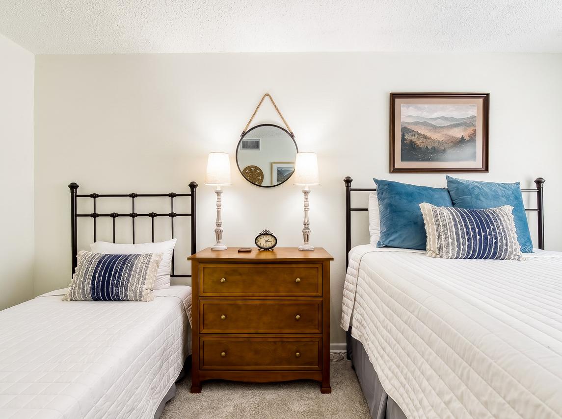 Streamview Condo - New Listing