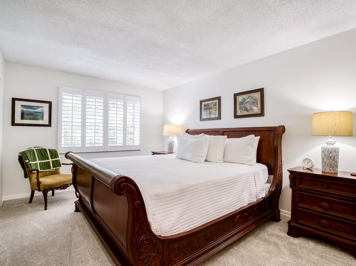 Streamview Condo - New Listing