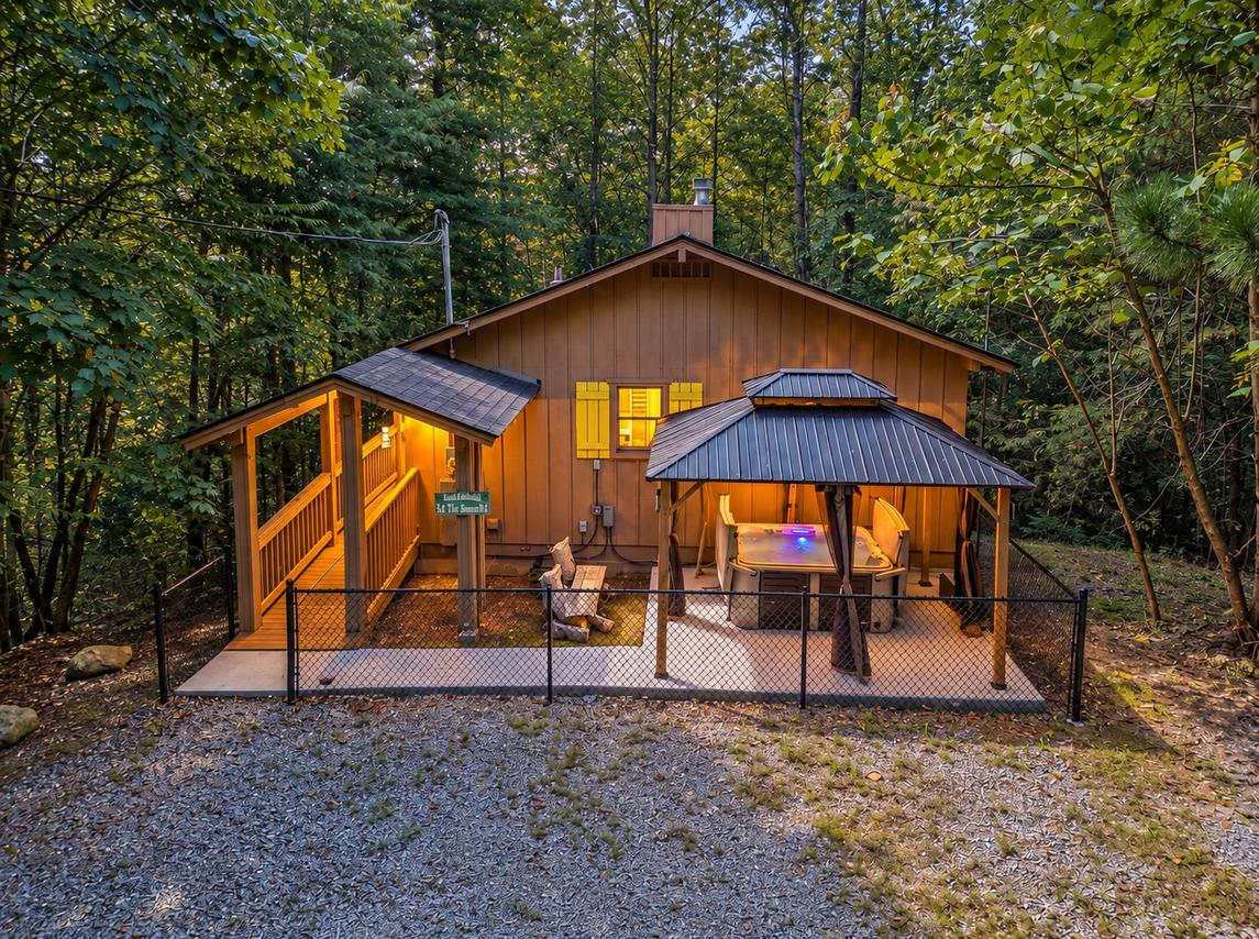 The Bird Hallar - New Listing