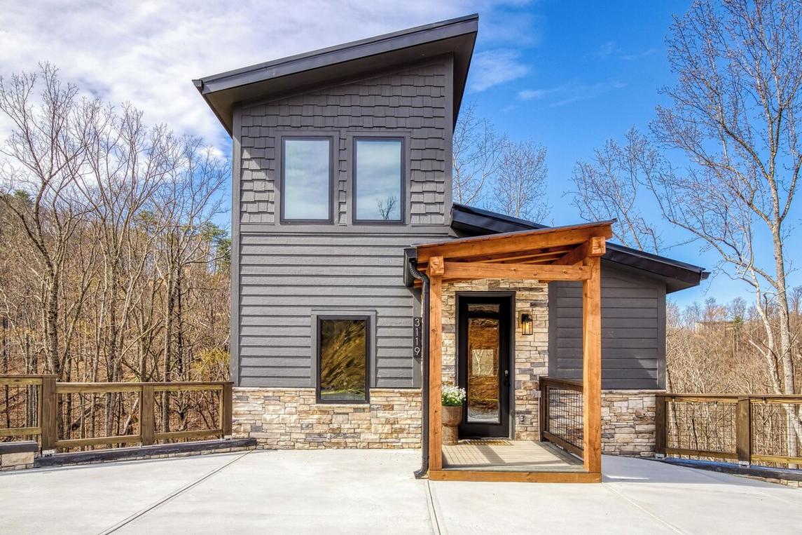 Whiskey Splash Cabin - New listing