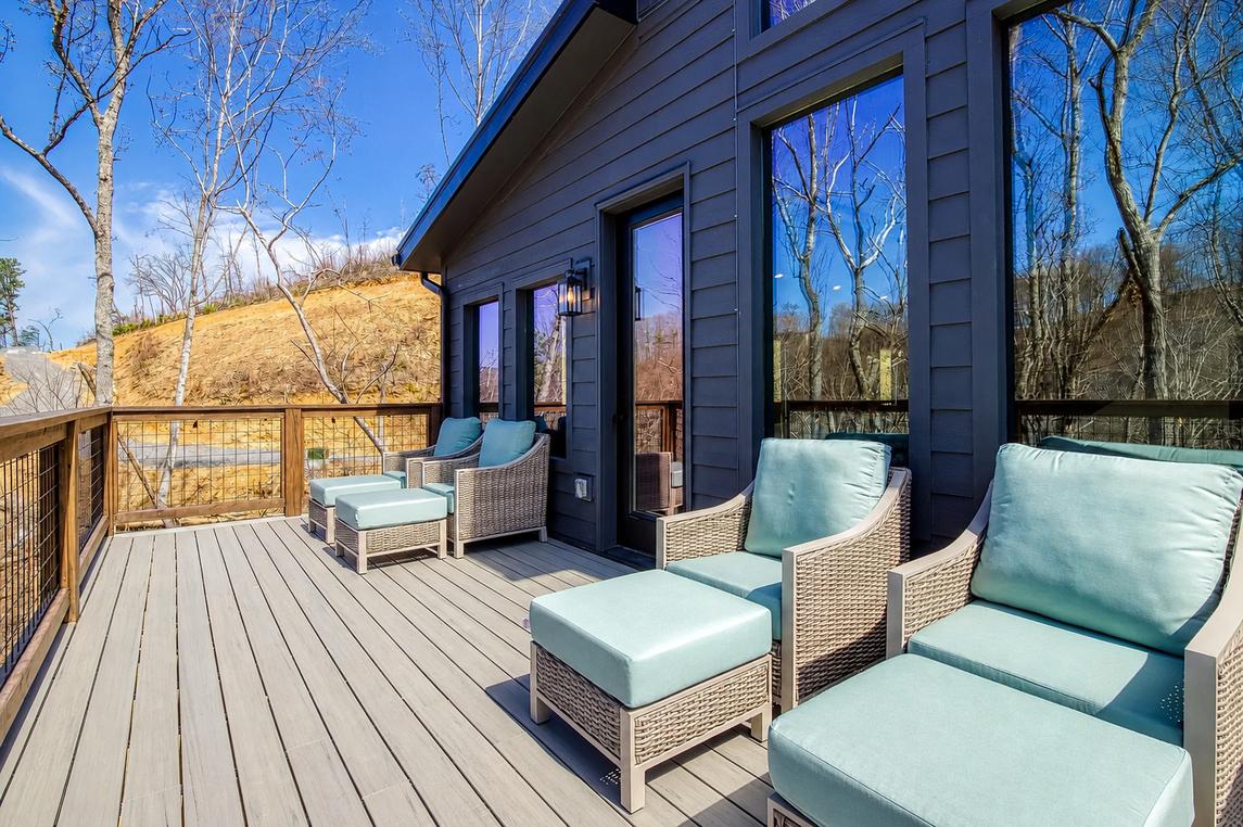 Whiskey Splash Cabin - New listing