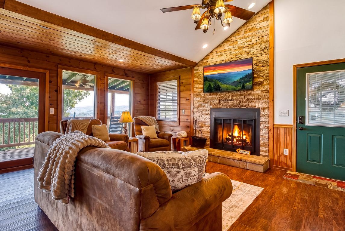 Canopy View Lodge - New Listing