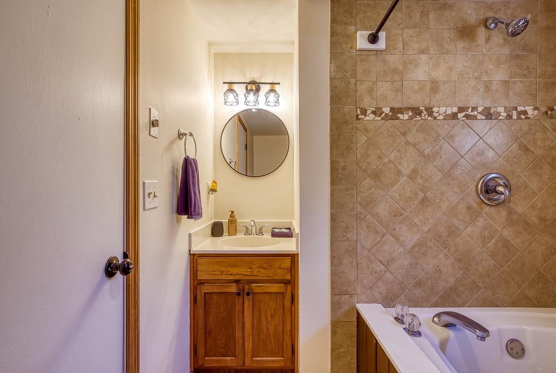 Canopy View Lodge - New Listing