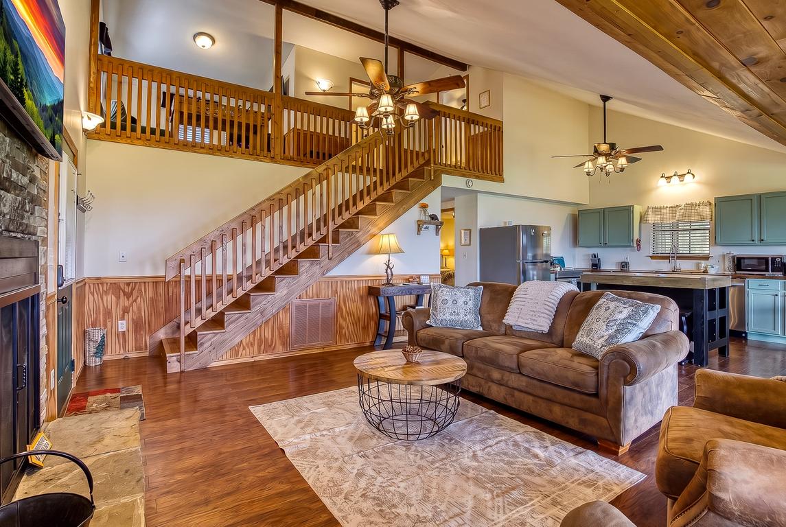 Canopy View Lodge - New Listing