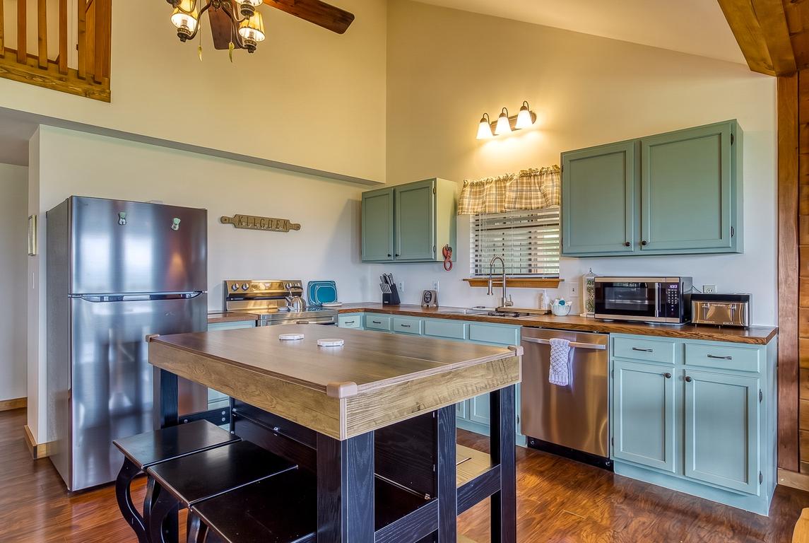 Canopy View Lodge - New Listing