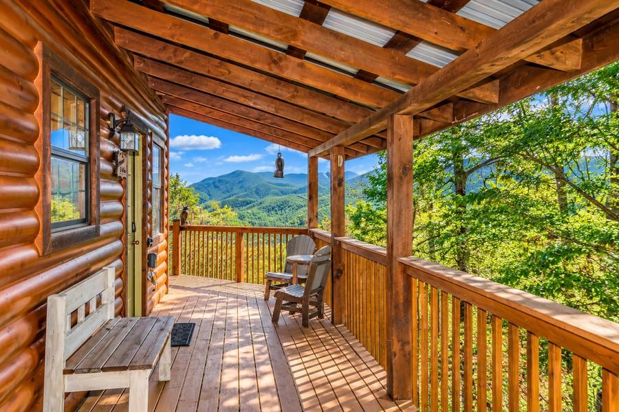 Cabin of Many Colors 