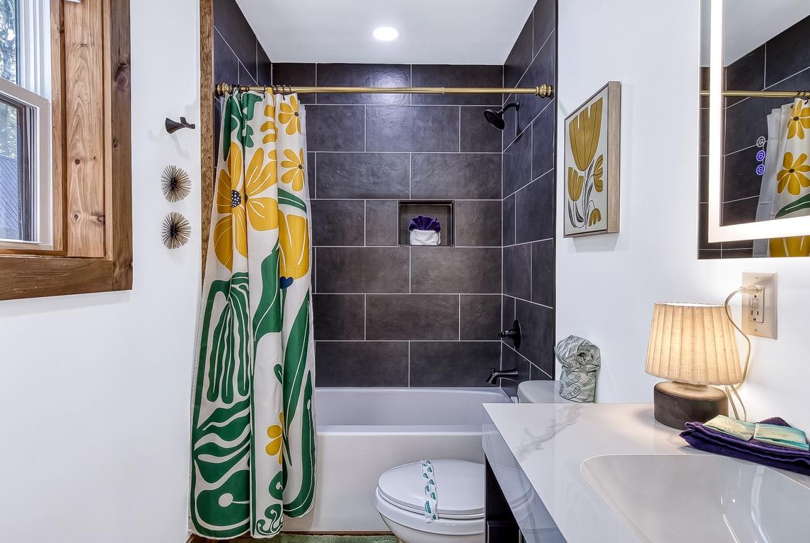 The Happy Hideaway - New Listing