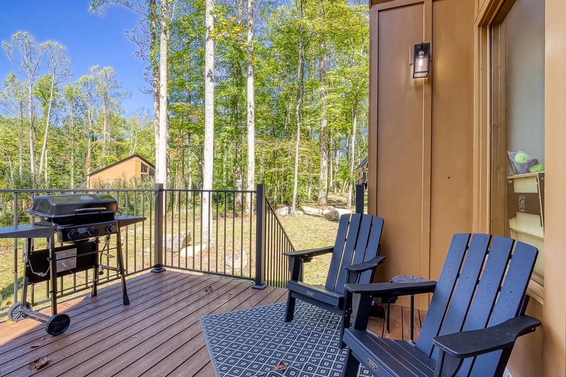 The Happy Hideaway - New Listing