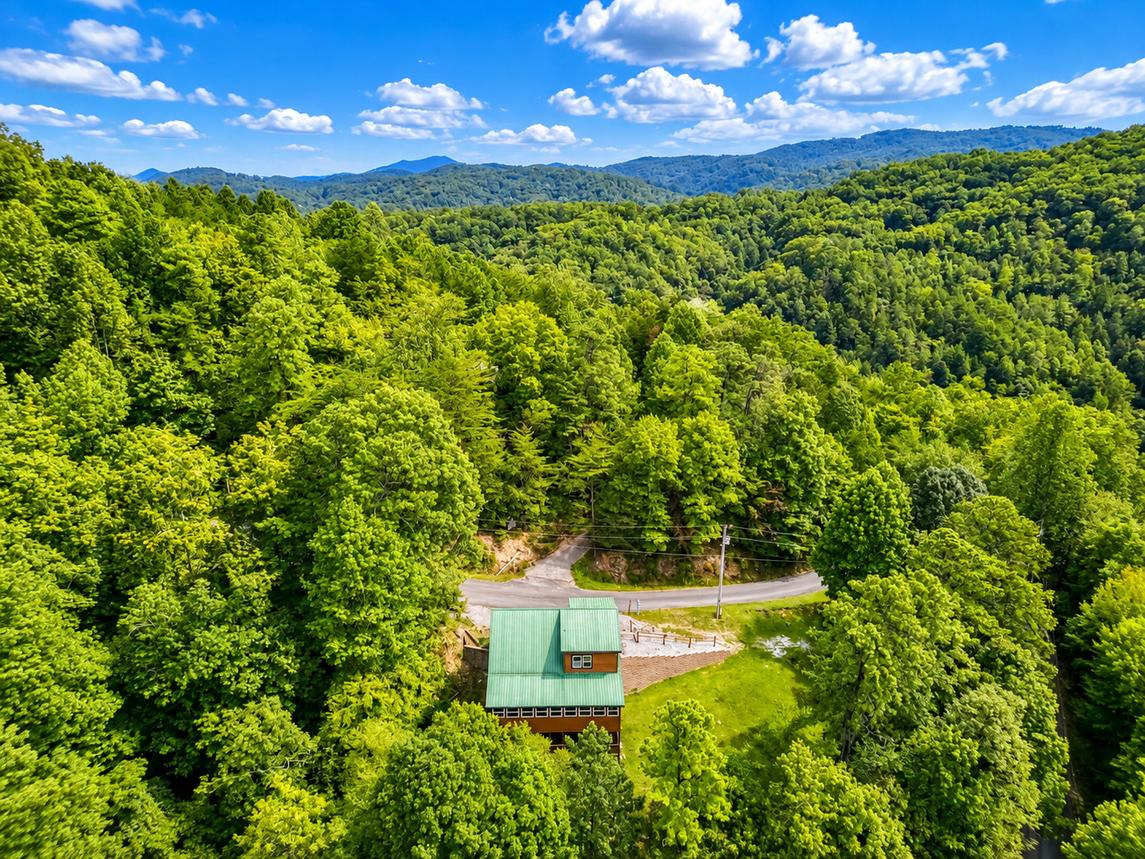 Glori's Retreat