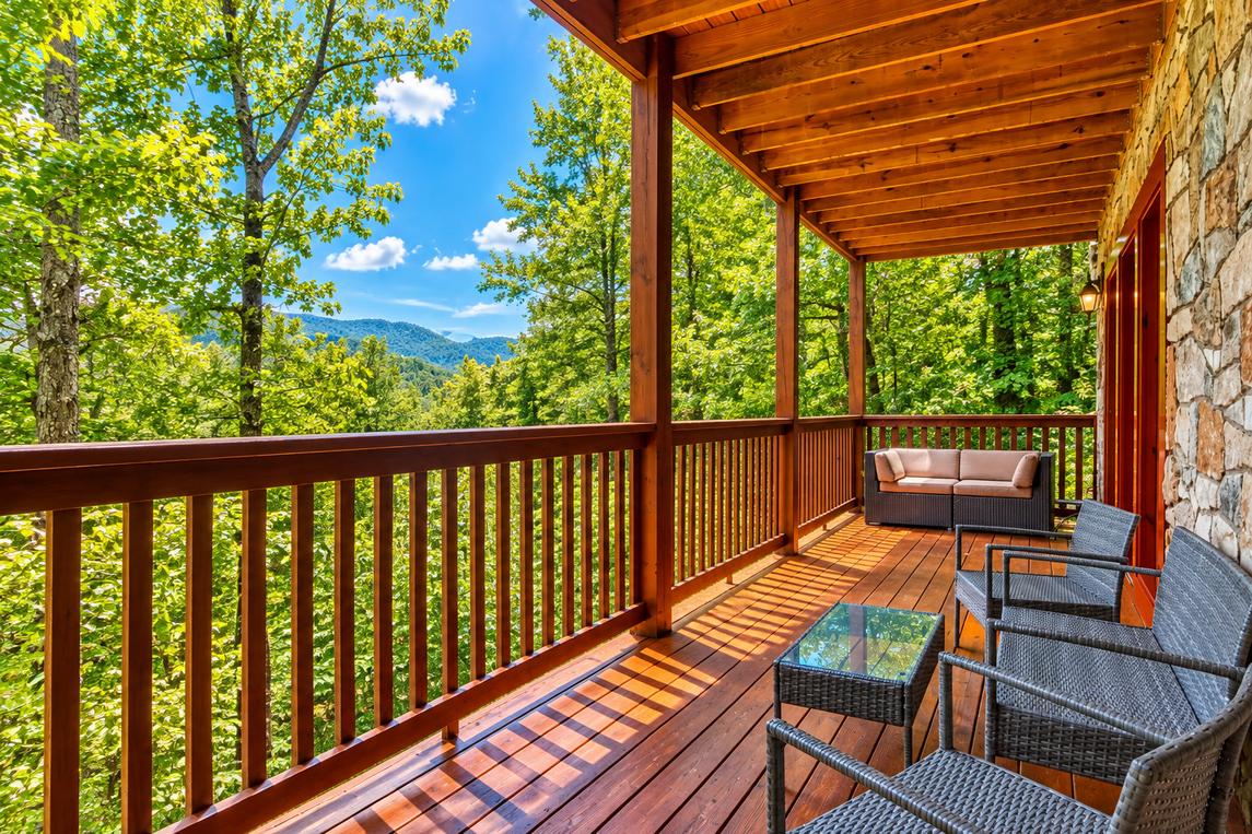Smoky Mountain Escape 