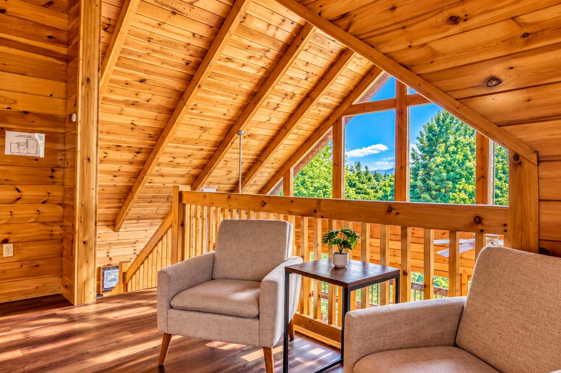 3 Peaks View - New Listing
