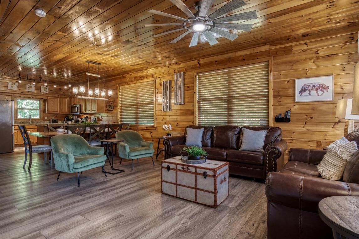 Cozy Bear Lodge 