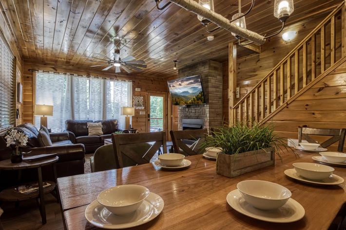 Cozy Bear Lodge