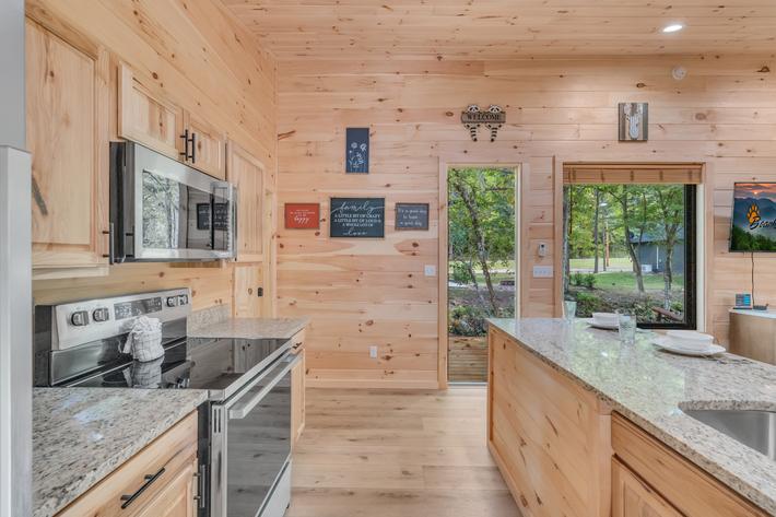 Honeybee Cottage 