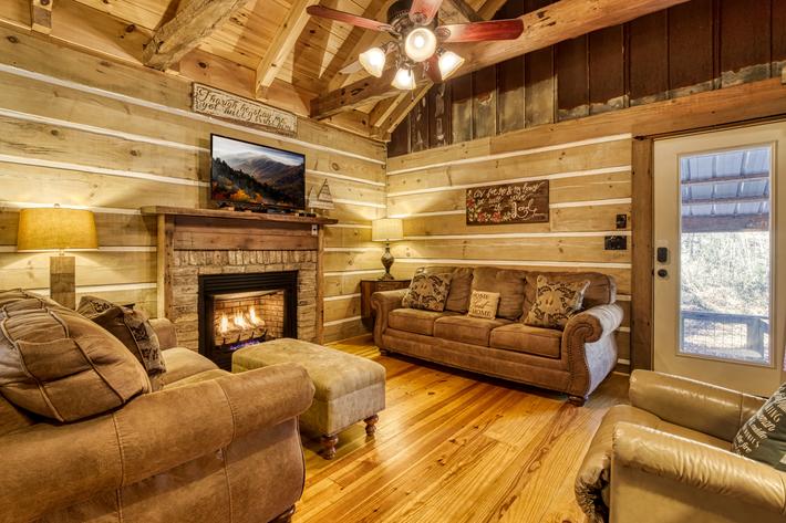 Angler's Ridge Log Cabin - New Listing