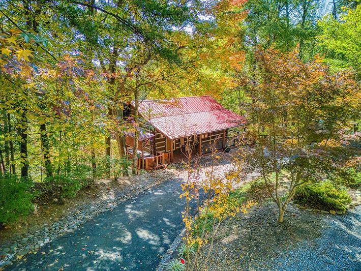 A Timber Hideaway - New Listing