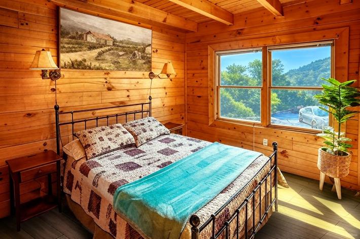 A Smoky Mountain Lake Cabin