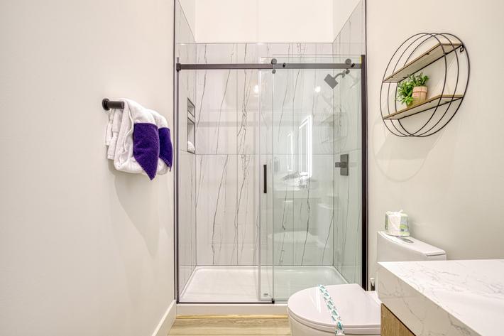 Twin Peaks Unit 1 - New Listing