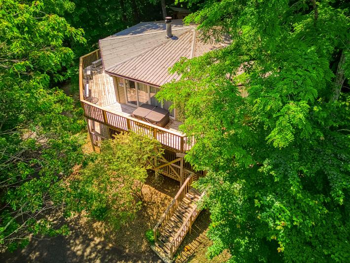 Dancing Bears Lodge - New Listing