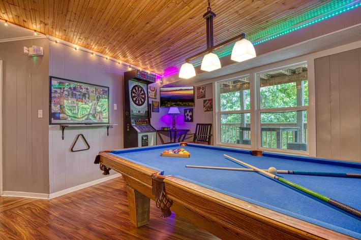 Dancing Bears Lodge - New Listing