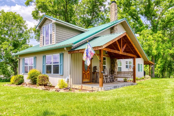 Valley View Farmhouse