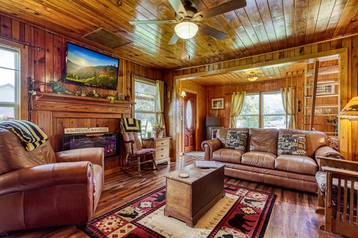 Valley View Farmhouse - New Listing