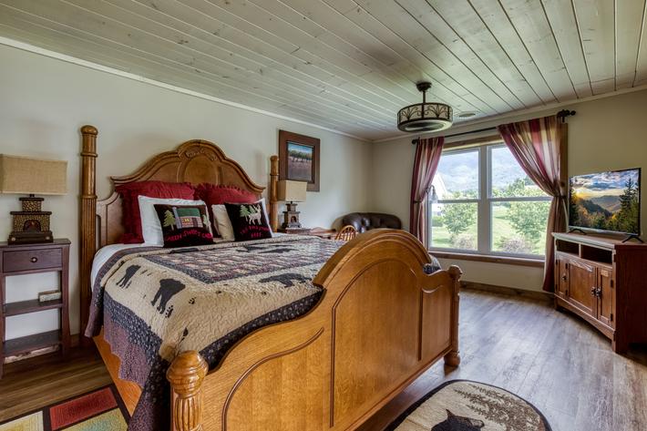 Valley View Farmhouse - New Listing