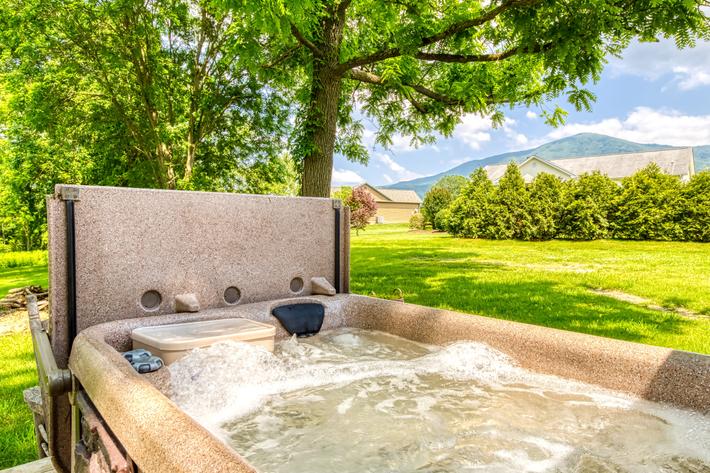 Valley View Farmhouse - New Listing
