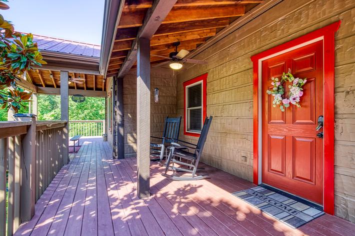 Tennessee Risky - New Listing