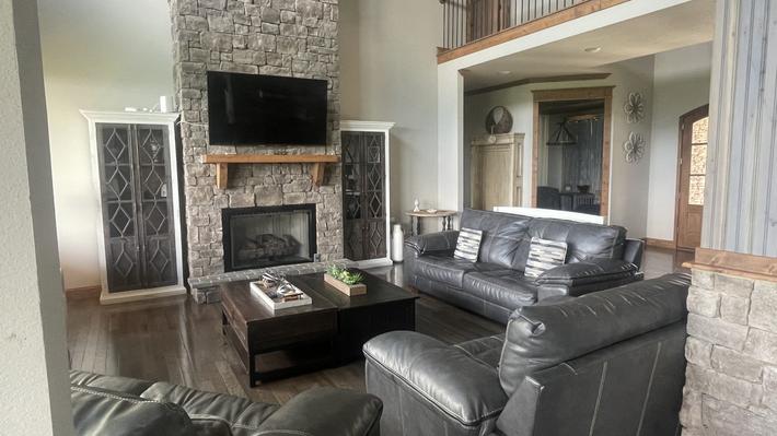 Rooms with a View - New Listing