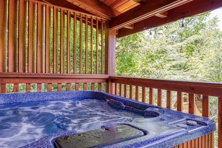 Smoky Mountain Escape - New Listing