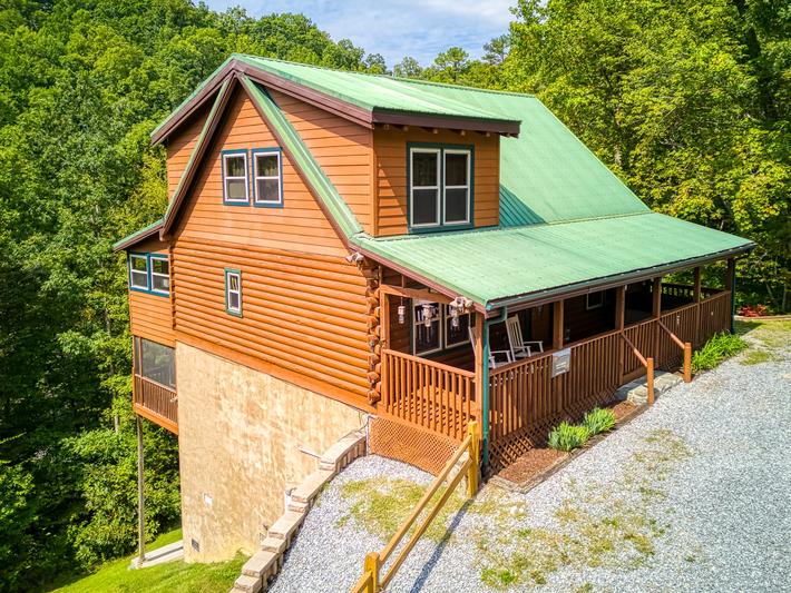 Glori's Retreat
