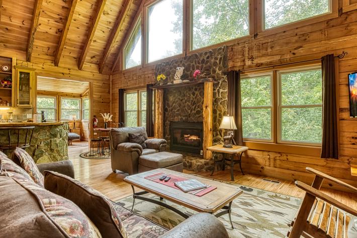 Glori's Retreat