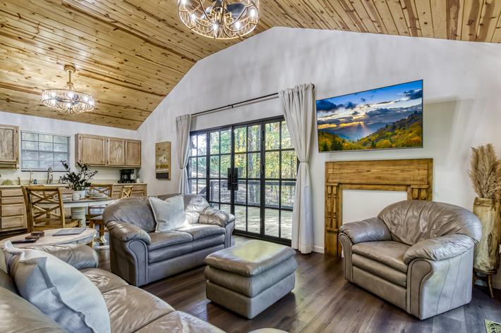 The Woodlands in TN - New Listing