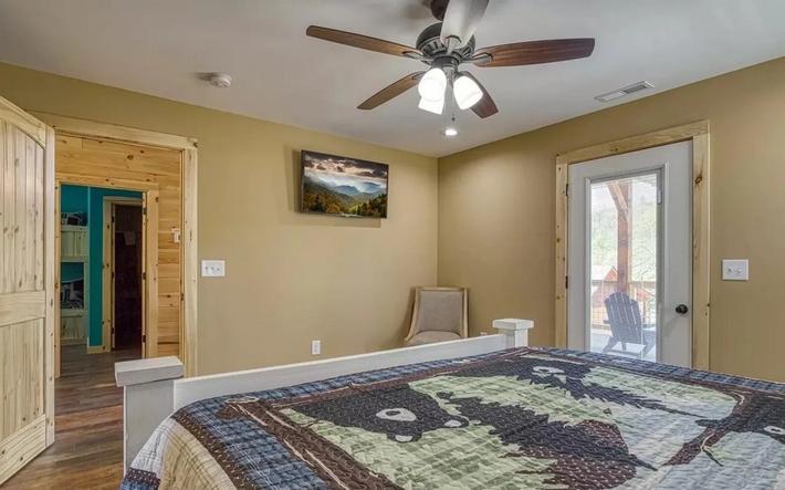 The Manor At Burg Hill - New Listing