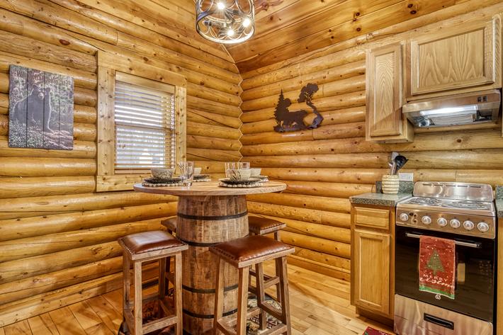 Majestic Bear Retreat - New Listing