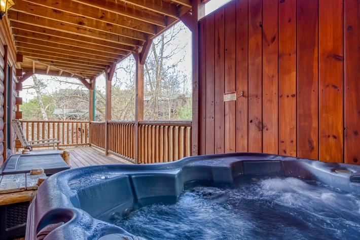 Smoky Serenity Chalet - New Listing