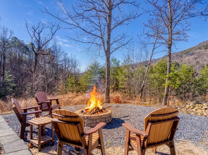 Summit Trails Retreat - New listing