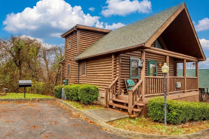Majestic Bear Retreat - New Listing