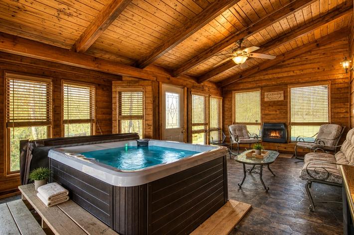 Livin' Lodge