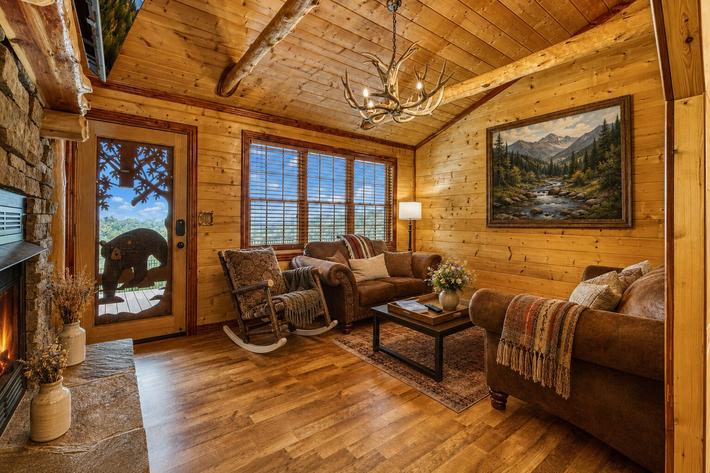 Smoky Sunset Retreat - New Listing