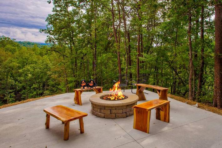 Big Bear Lodge - New Listing 