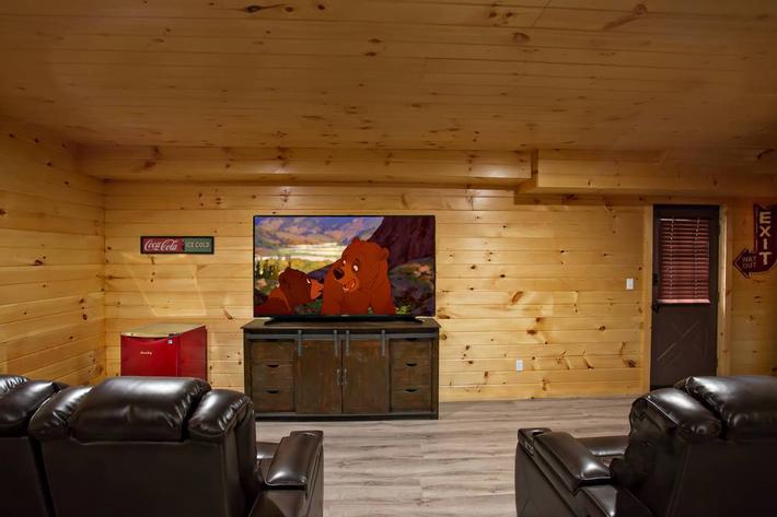 Big Bear Lodge - New Listing 
