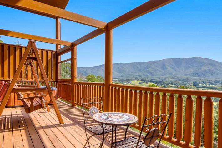 Alta Vista - New Listing