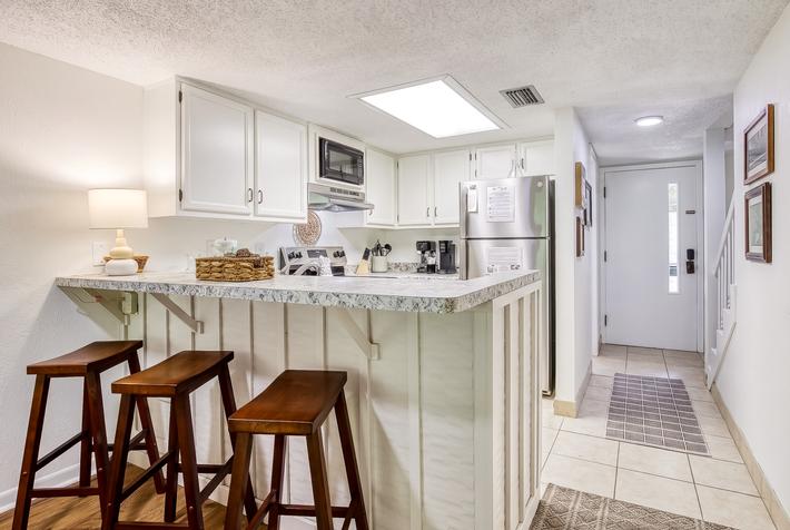 Streamview Condo - New Listing